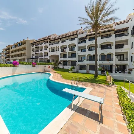 In L Escala With Sea Views & Pool Daire *